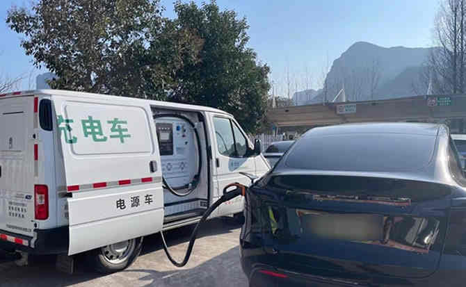 宣威汽车搭电