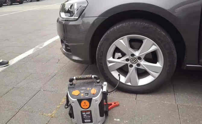 宣威汽车搭电案例
